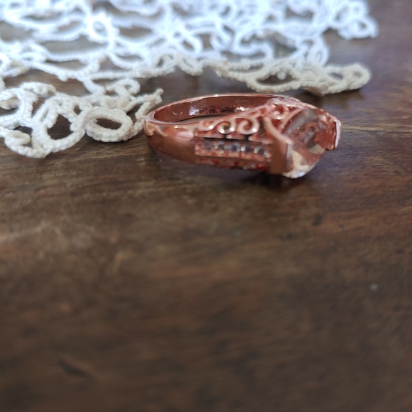 Ring - Picture 7 of 9